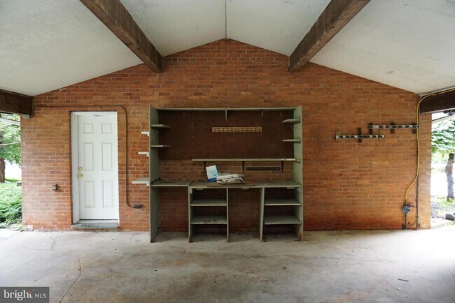 Building Photo - 444 Garrison Forest Rd