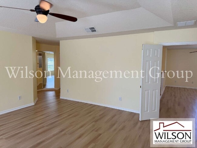 Building Photo - 1424 Spring Fest Ln