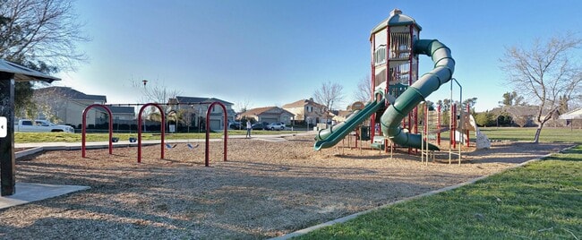 Building Photo - 7485 Loma Verde Way