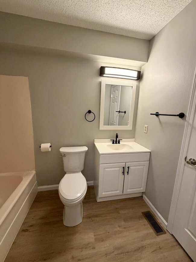 Building Photo - 1835 S Stacey St