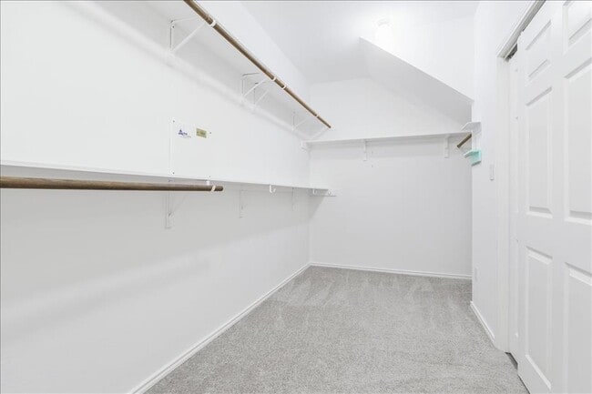 Building Photo - 712 Arrowood Pl