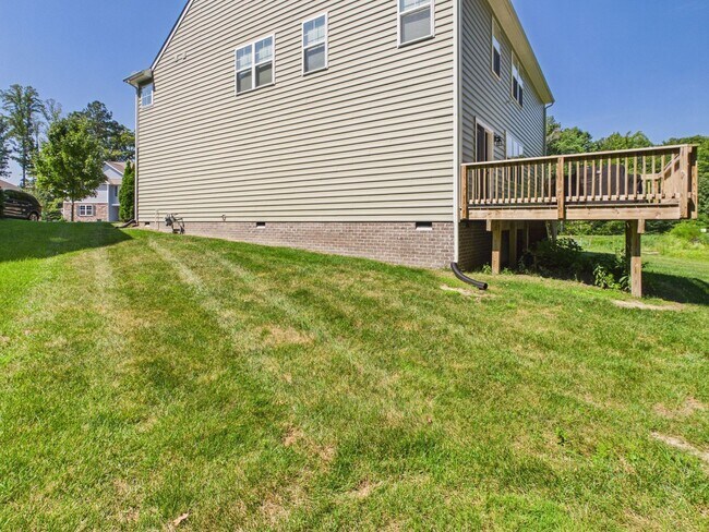 Building Photo - 5701 Brailen Dr