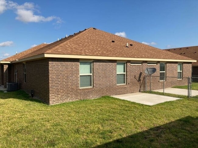 Building Photo - 5708 Luminous Ln