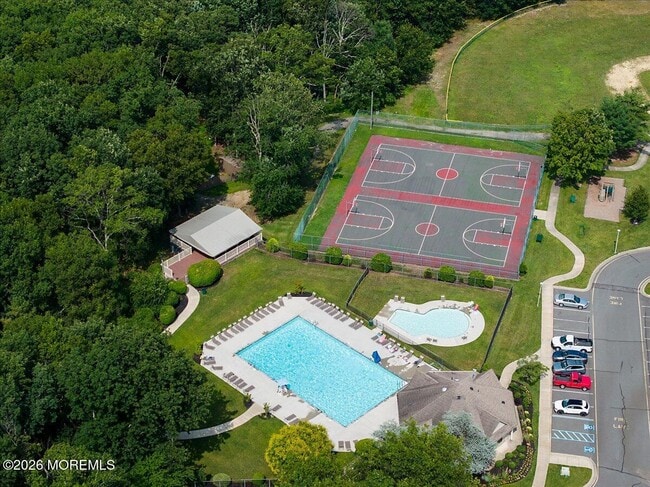 Building Photo - 306 Larkspur Ln