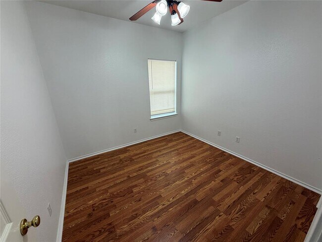 Building Photo - 9403 Brandts Wood St