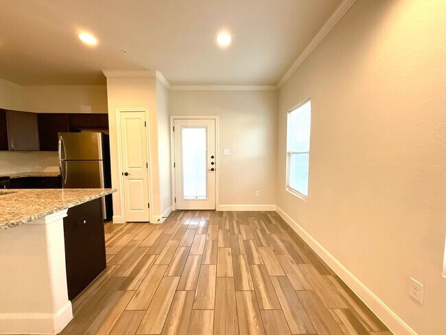 Building Photo - 3BR / 2.5BA Home | Fenced Backyard, Garage & Stainless Appliances!