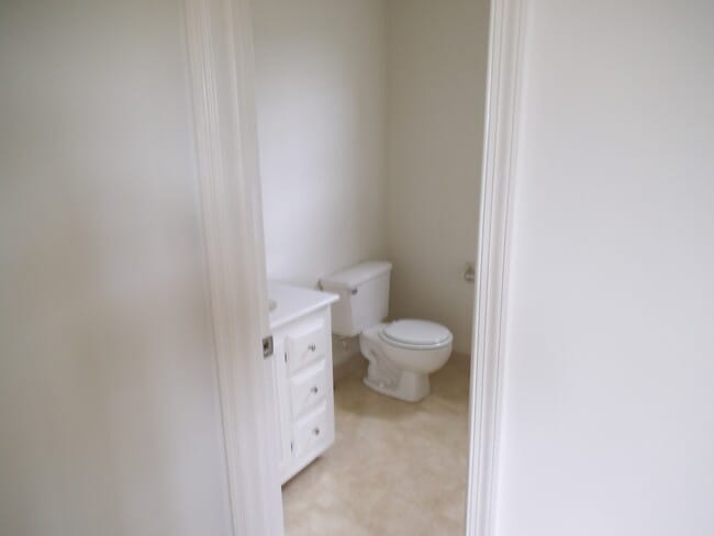 Building Photo - 322 Kent Ln