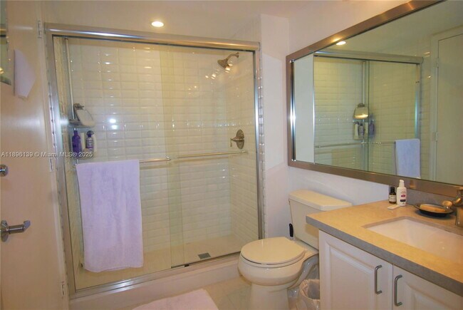 Building Photo - 90 Alton Rd