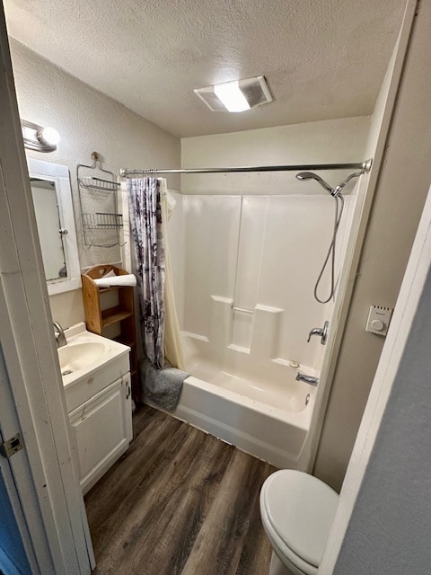 Building Photo - 504 E Washington Ave