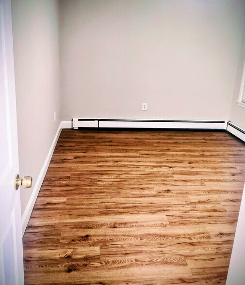 Building Photo - 110 Franklin St