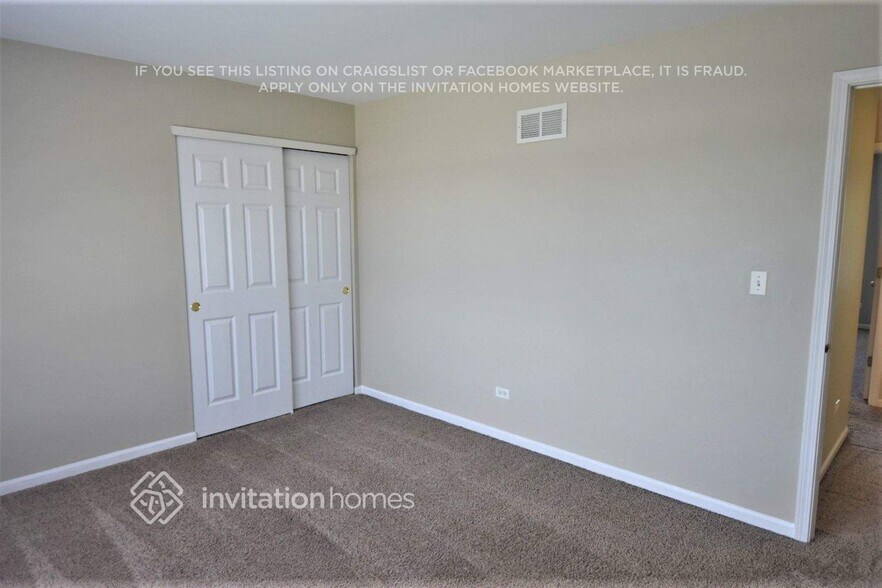 Building Photo - 16332 Hidden River Dr