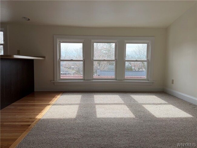 Building Photo - 35 N Ellicott St