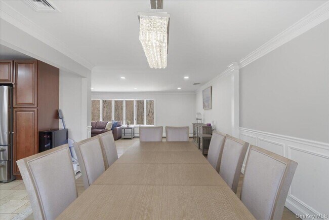 Building Photo - 263 Oyster Bay Road