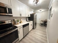 Building Photo - 196 Swanson Rd