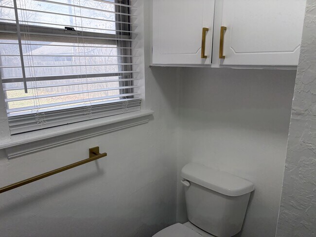 Building Photo - 5800 NW 45th St