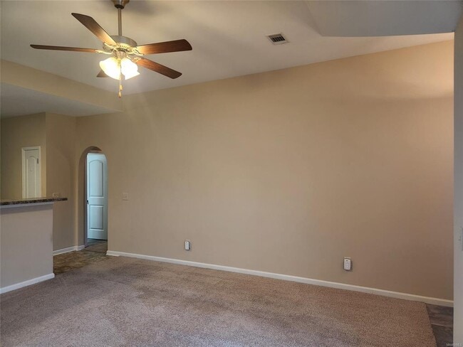 Building Photo - 573 Old Mill Way