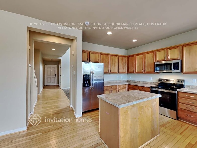 Building Photo - 2330 165th Ave Ct E