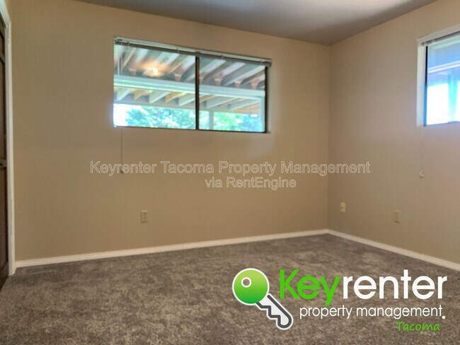 Building Photo - 3009 208th Ave E