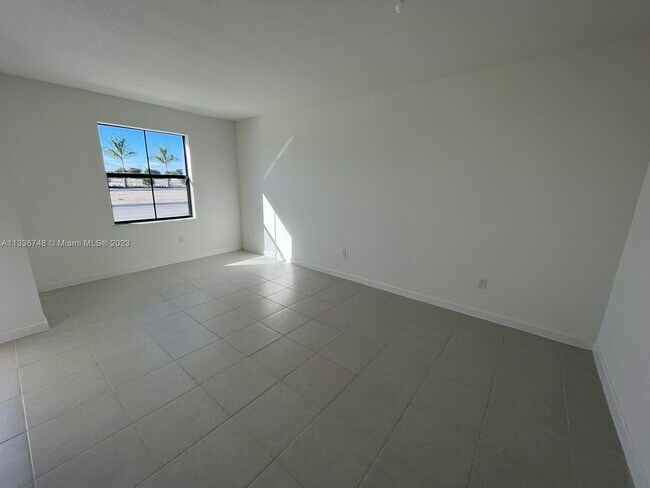 Building Photo - 28709 SW 132nd Pl