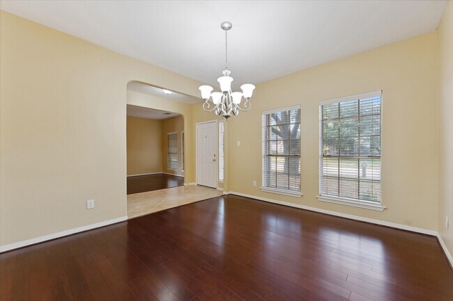Building Photo - 23806 Spring Way Dr