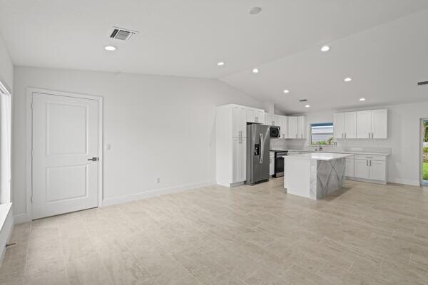 Building Photo - 5911 Seagrape Dr