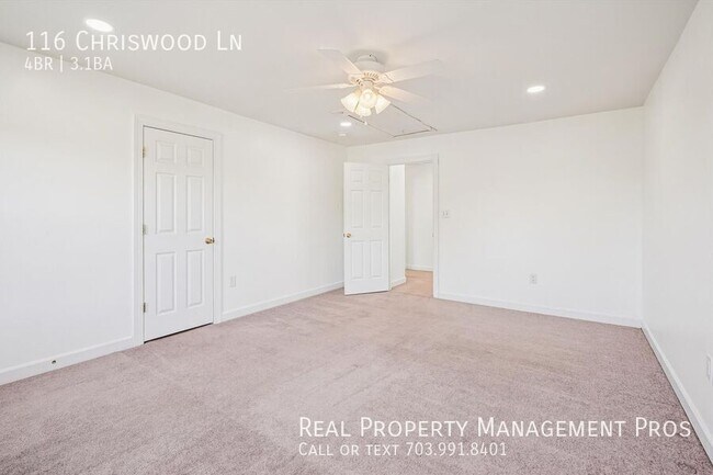 Building Photo - 116 Chriswood Ln