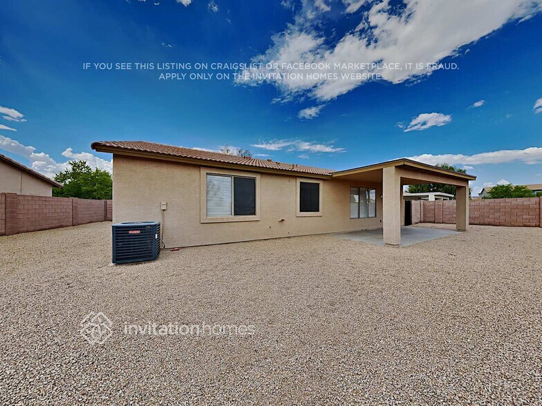 Building Photo - 15747 W Mohave St