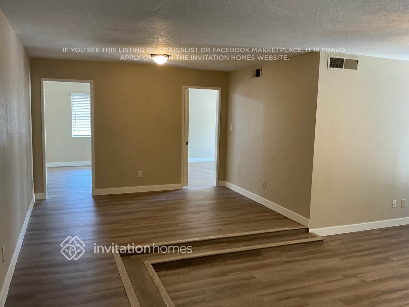 Building Photo - 1534 W Nopal Ave