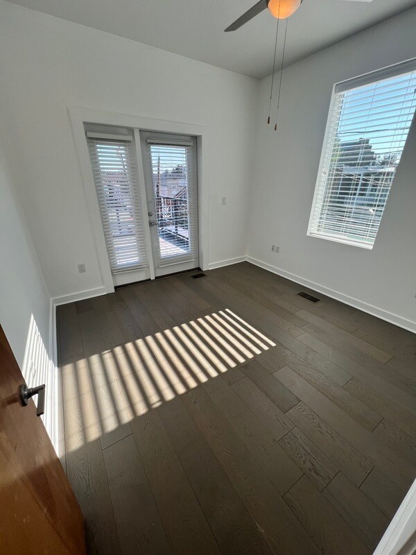 Building Photo - 313 N 24th St