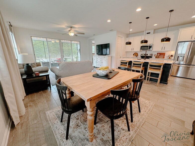 Building Photo - 1078 Persimmon Dr