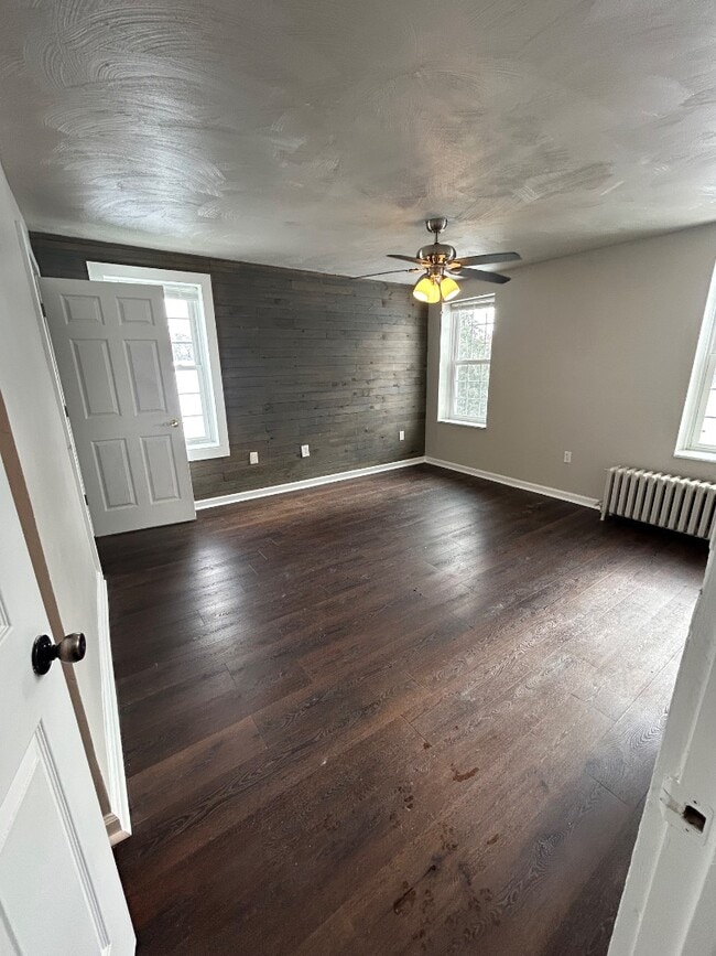 Building Photo - 7030 Front River Rd