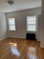 Building Photo - 240 Sommerville Pl