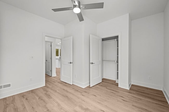 Building Photo - Gorgeous New Construction near Downtown Durham, Premium Finishes - Pet Friendly!