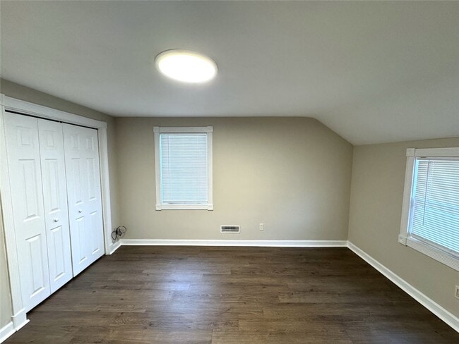 Building Photo - 608 Winston Dr