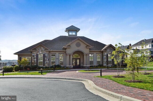 Building Photo - 13773 Night Sky Dr