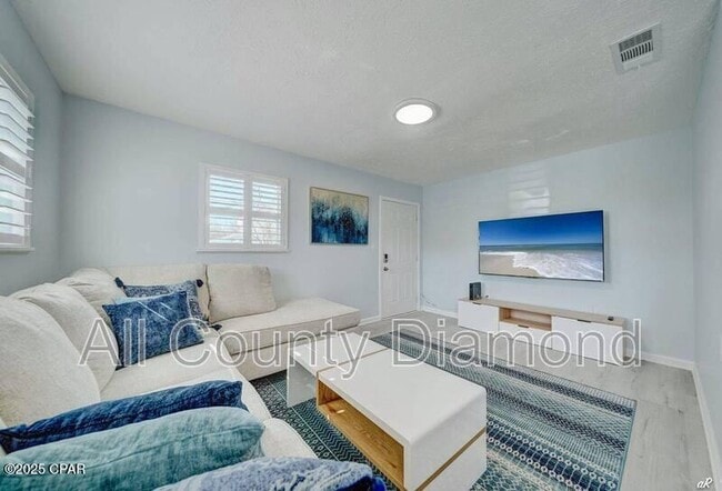 Primary Photo - 7308 Sunset Ave