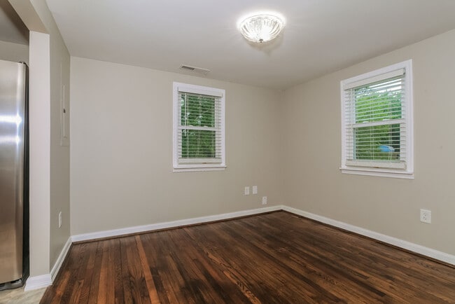 Building Photo - Beautiful 3 bedroom Home in Union