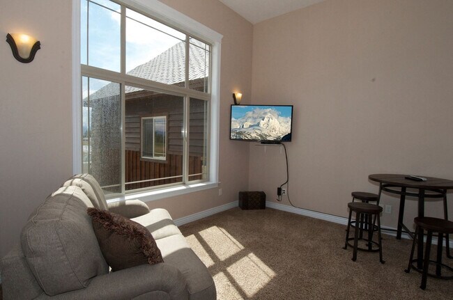 Primary Photo - 125 Sagewood Dr