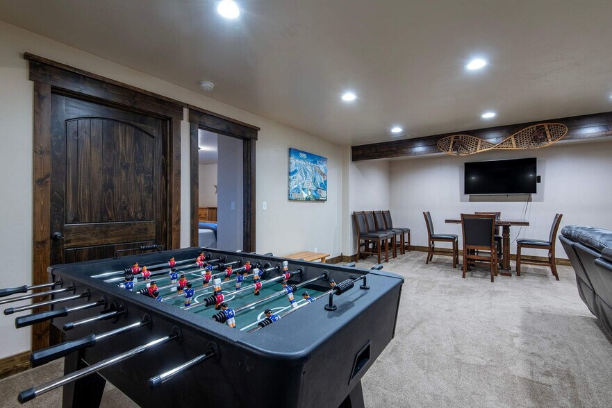 Building Photo - 1591 Fischer Ln