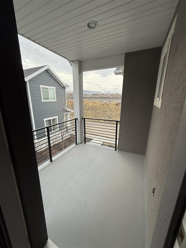 Building Photo - 15122 S Wild Horse Way