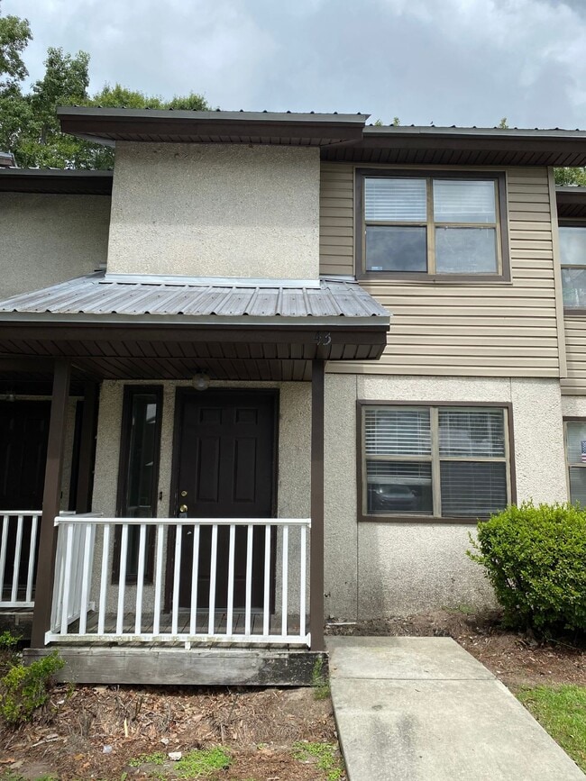 Building Photo - Townhouse for Rent