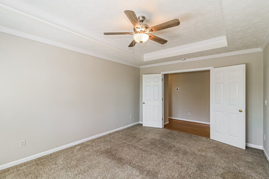 Building Photo - 1309 Kent Manor