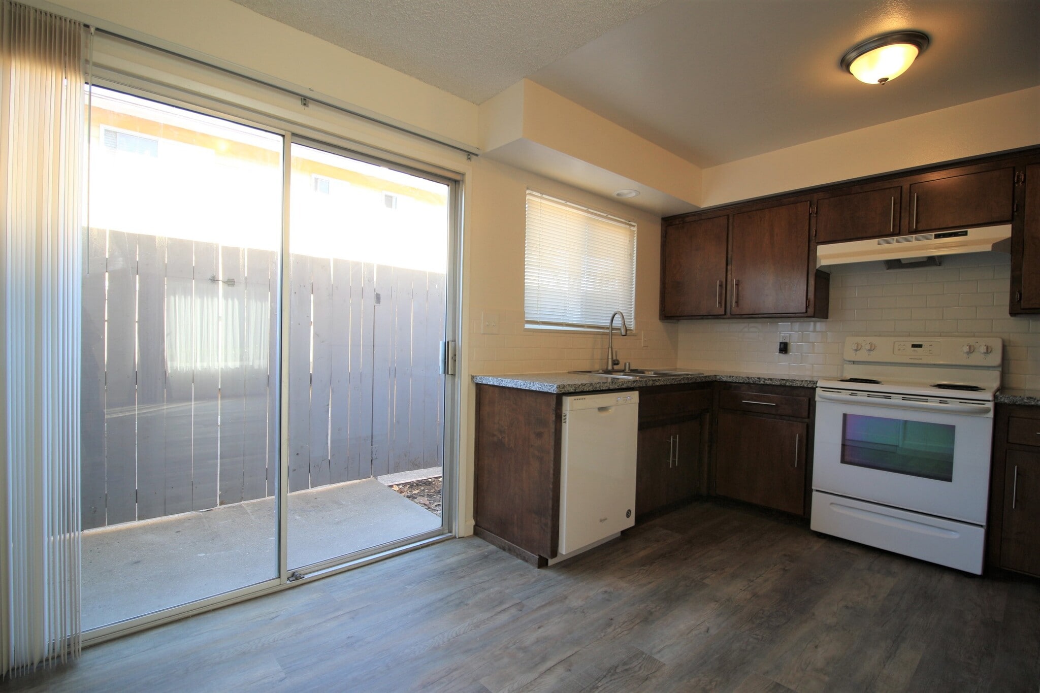Building Photo - 1326 Galleon Way