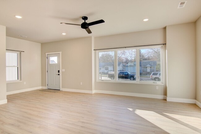 Building Photo - Brand New Luxury Townhomes: 3BR, 2.5Bath A...