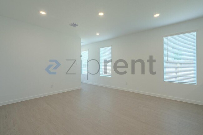 Building Photo - 21514 Barnridge Ct