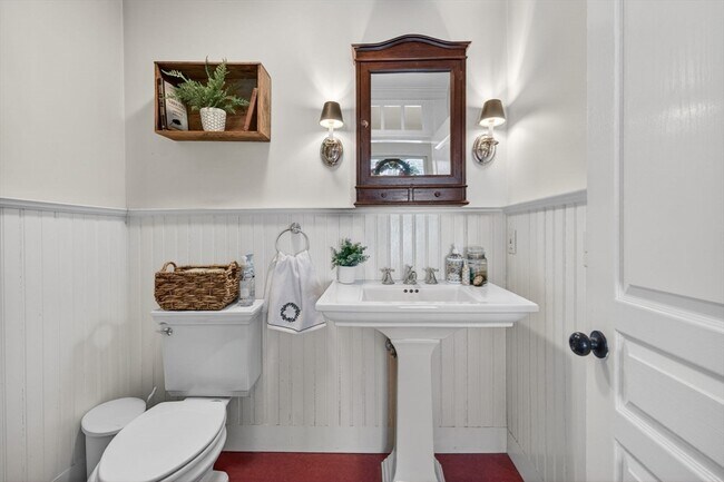 Building Photo - 27 Lower Dam Way