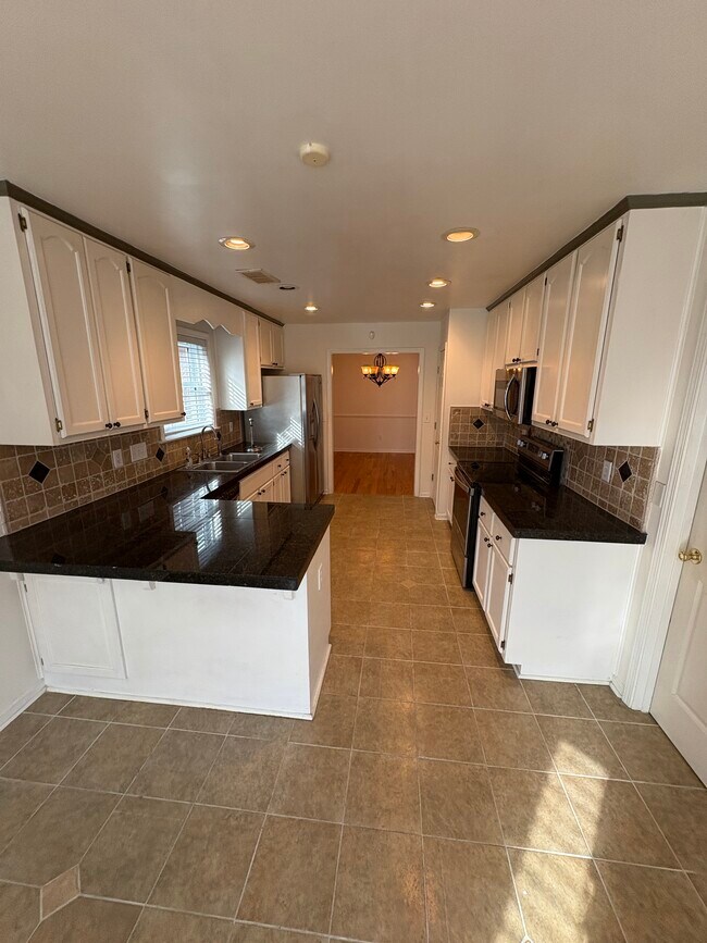 Building Photo - 2636 Boykin Pl