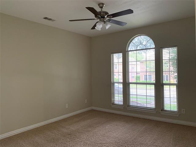 Building Photo - 8825 High Meadows Dr