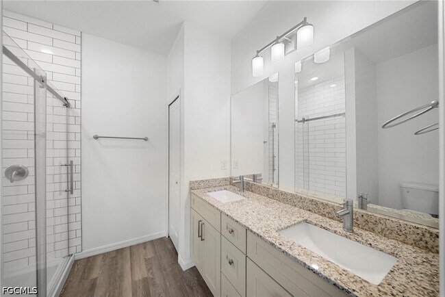 Building Photo - 26481 Sandhill Blvd