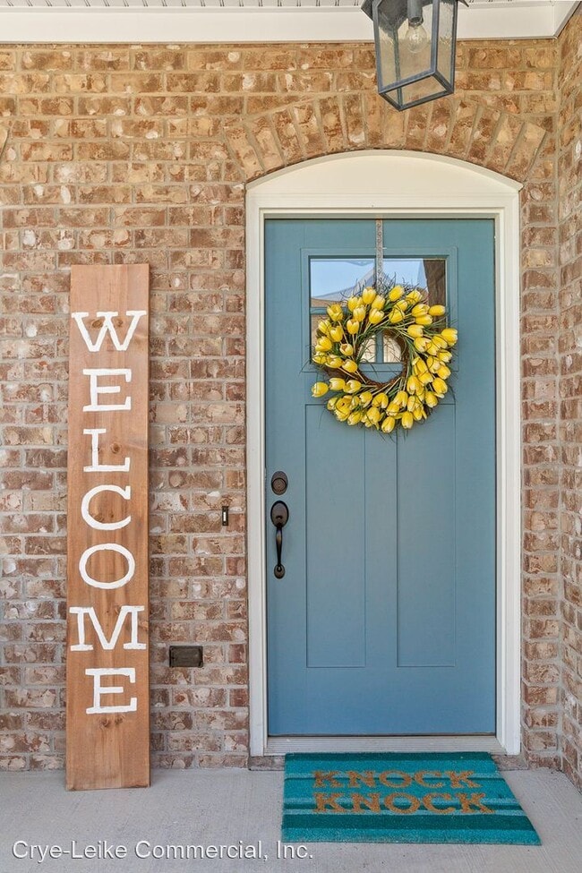 Building Photo - 3 br, 2.5 bath House - 8521 Red Deer Ln.